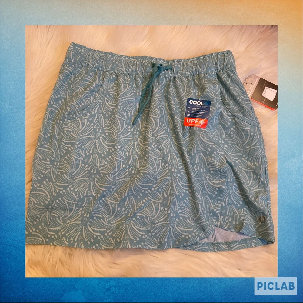 The American Outdoorsman Skort - NWT - Size Small